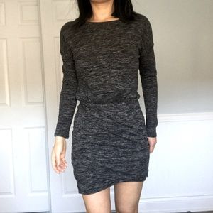Aritzia Wilfred Bercot Long-sleeve Charcoal Grey Dress. Women’s size XS